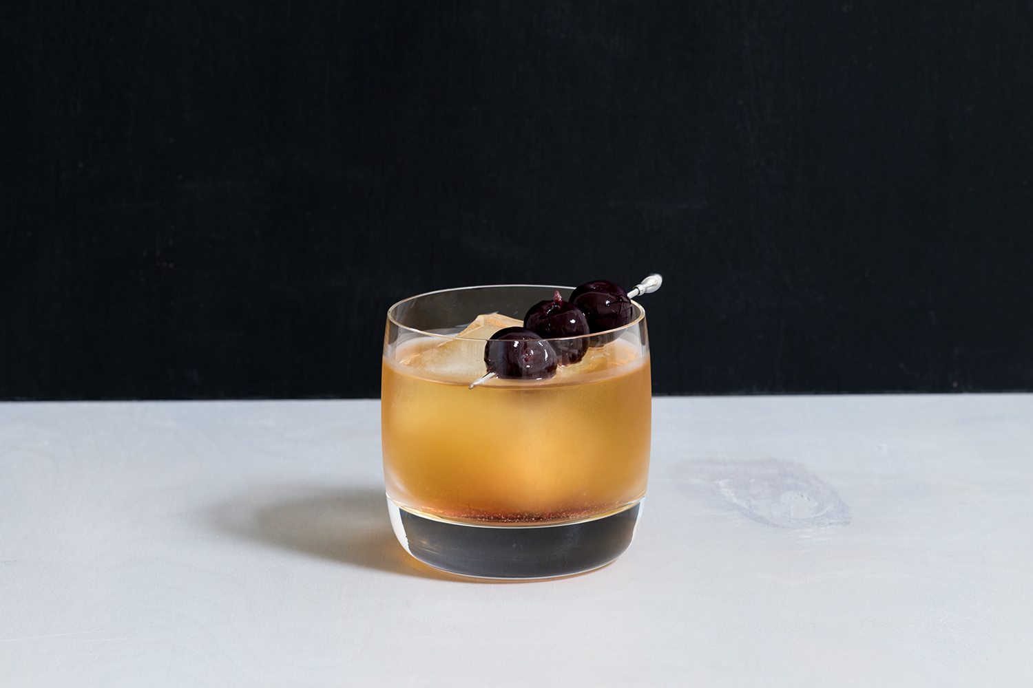 Superb Owl Cocktail: A Deceptive Butterbeer Cocktail